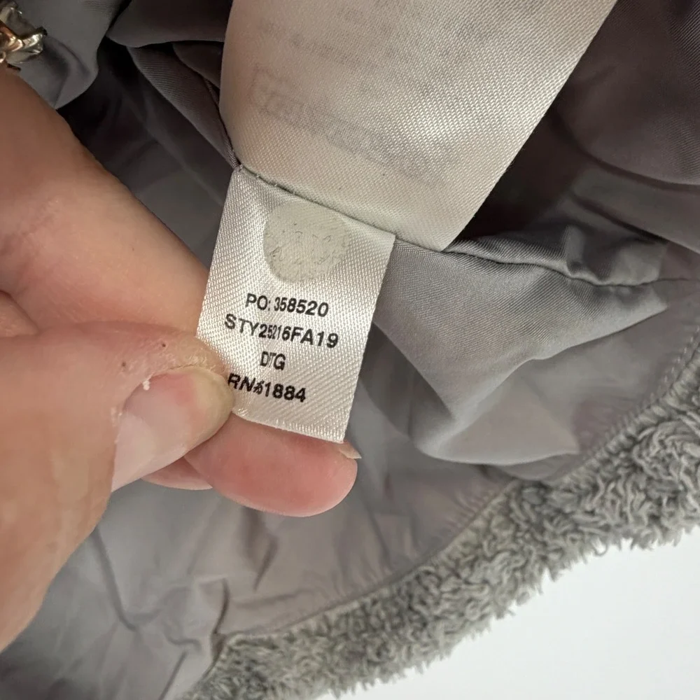 Patagonia Los Gatos Fleece Vest Grey Womens Small 25216 FA19 Full Zip High‎ Neck